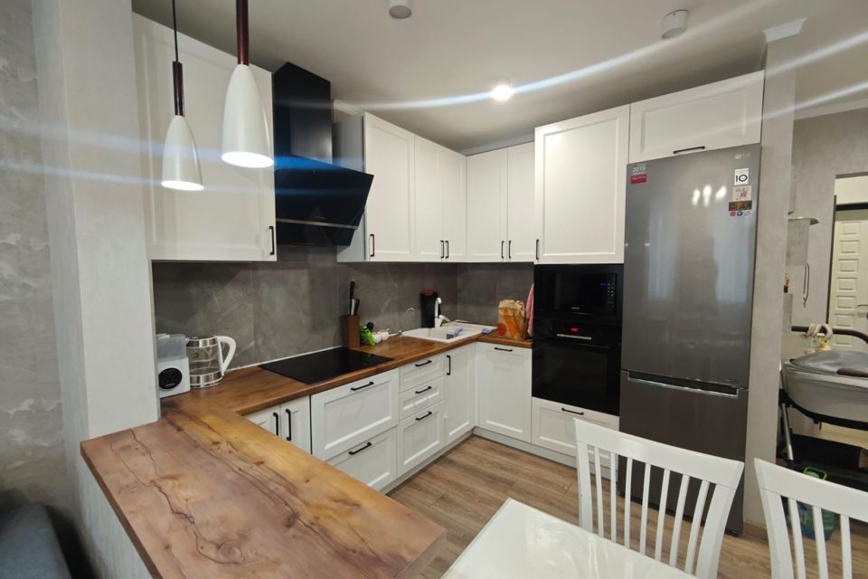 Продаётся 2-комнатная квартира, 55 м²
