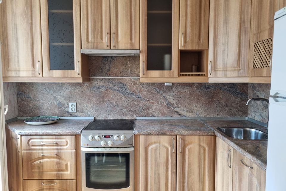 Продаётся 1-комнатная квартира, 35.2 м²