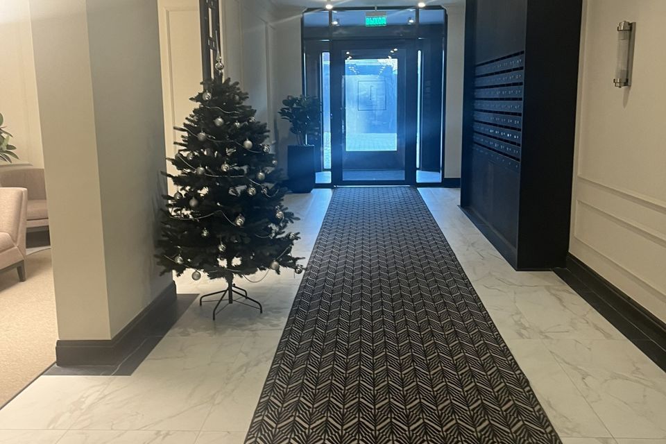 Продаётся 2-комнатная квартира, 65.8 м²