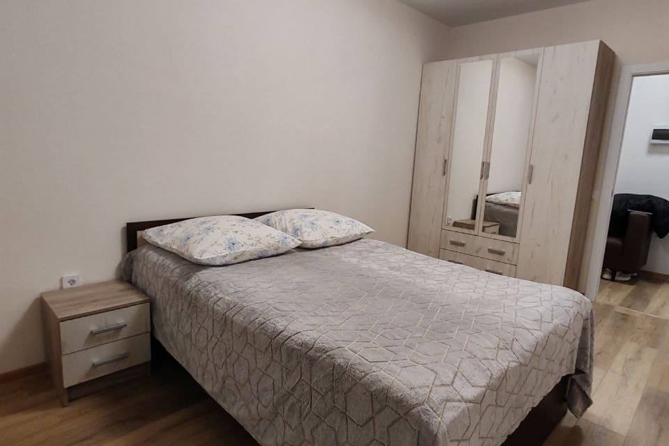 Сдаётся 1-комнатная квартира, 37 м²