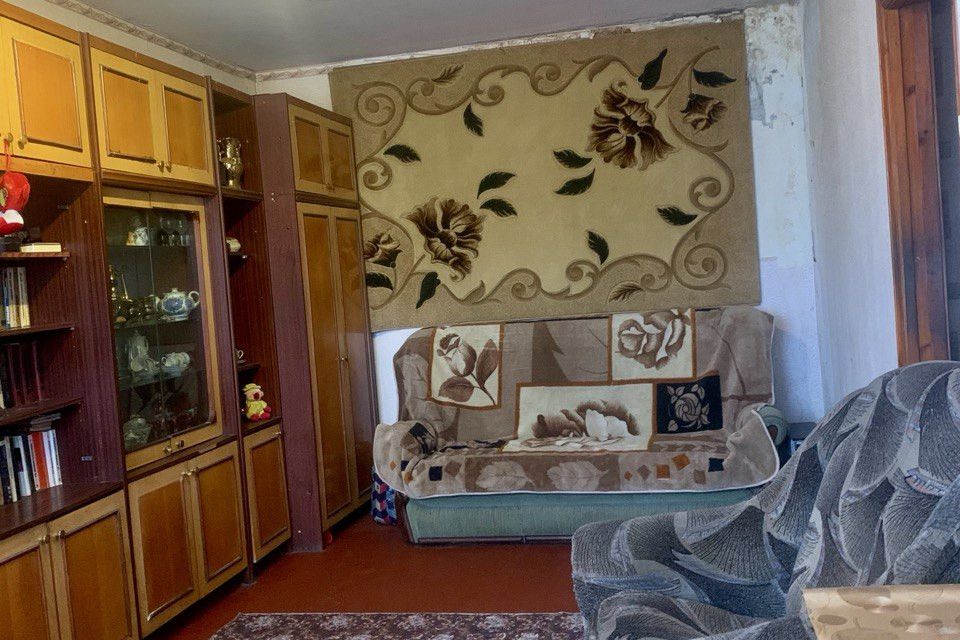 Продаётся 3-комнатная квартира, 51.8 м²