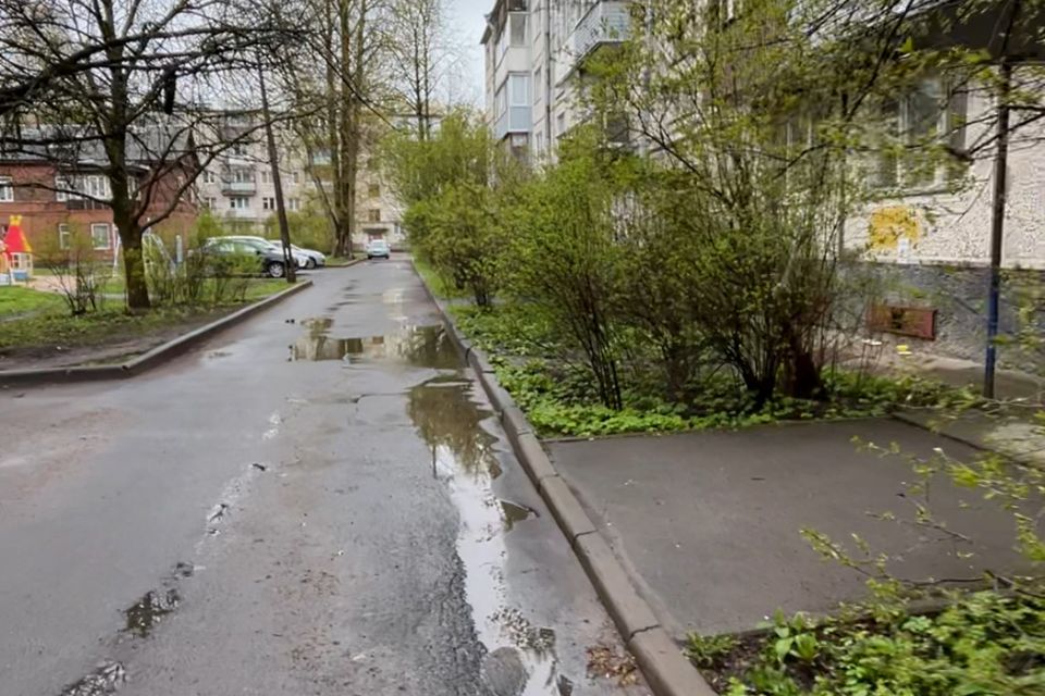 Продаётся 2-комнатная квартира, 43.8 м²