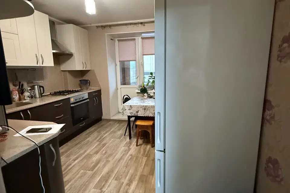 Продаётся 1-комнатная квартира, 41.6 м²