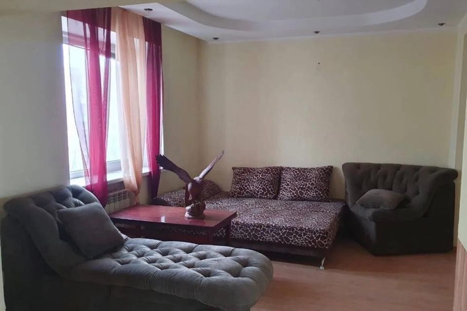 Продаётся 4-комнатная квартира, 86 м²