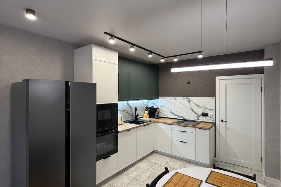 Продаётся 3-комнатная квартира, 82.4 м²
