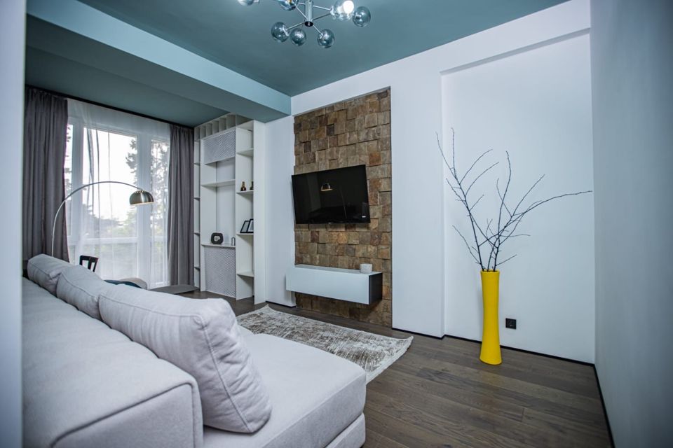 Продаётся 2-комнатная квартира, 65 м²