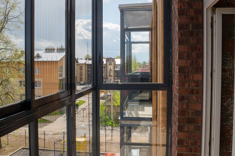 Продаётся 1-комнатная квартира, 42.2 м²