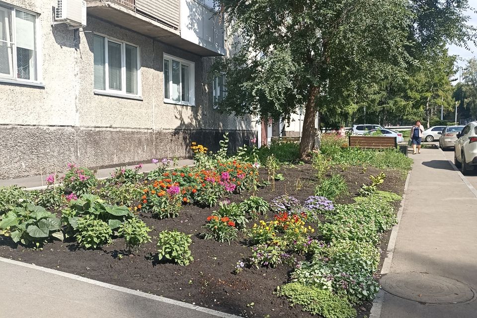 Продаётся 3-комнатная квартира, 59.4 м²