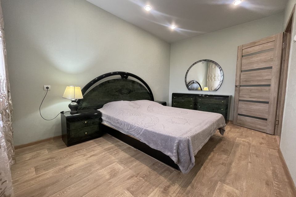 Сдаётся 2-комнатная квартира, 57 м²