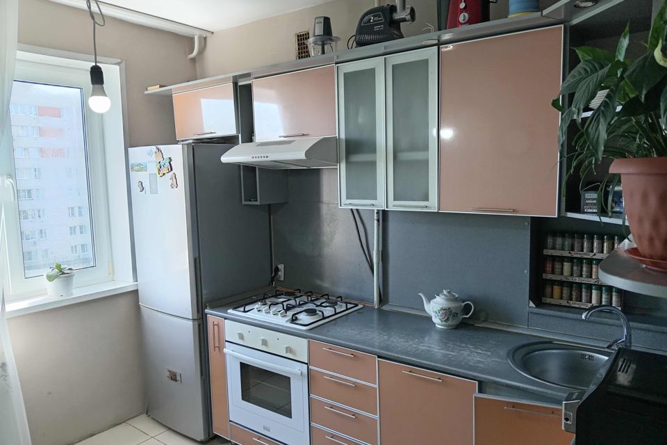 Продаётся 3-комнатная квартира, 58.6 м²