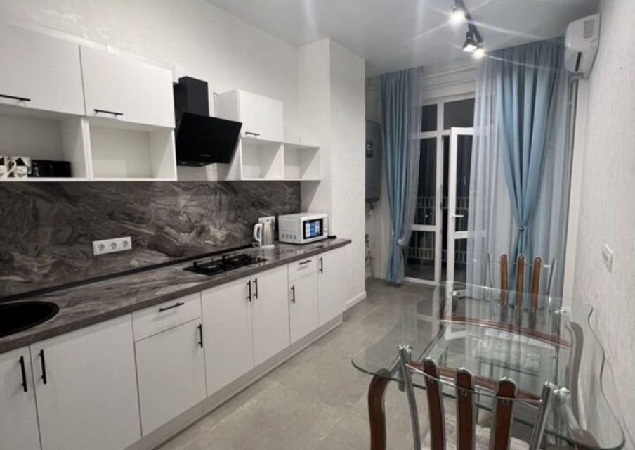 Сдаётся 1-комнатная квартира, 42 м²