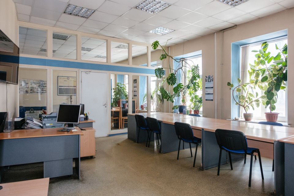 Продаётся 4-комнатная квартира, 185 м²
