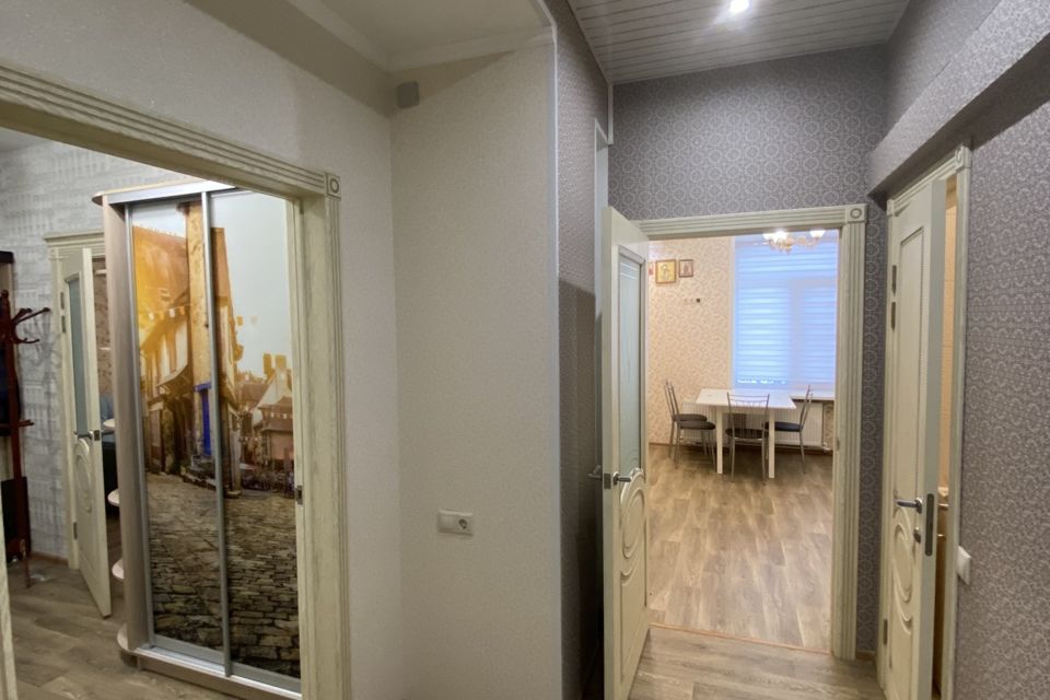 Продаётся 2-комнатная квартира, 76 м²