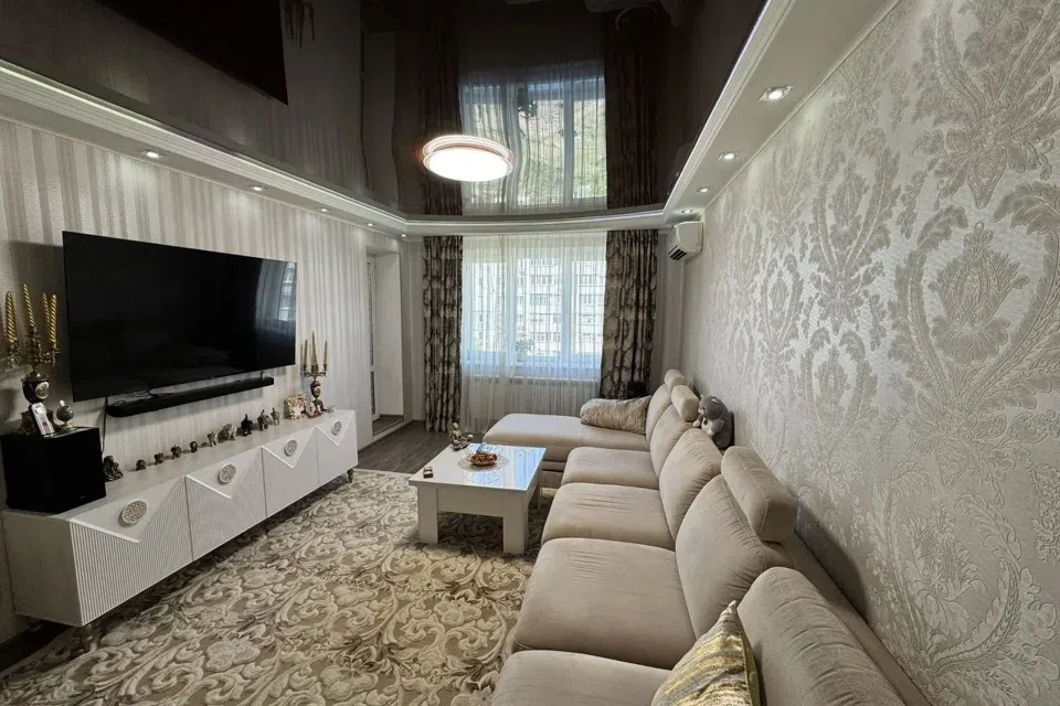 Продаётся 3-комнатная квартира, 74 м²