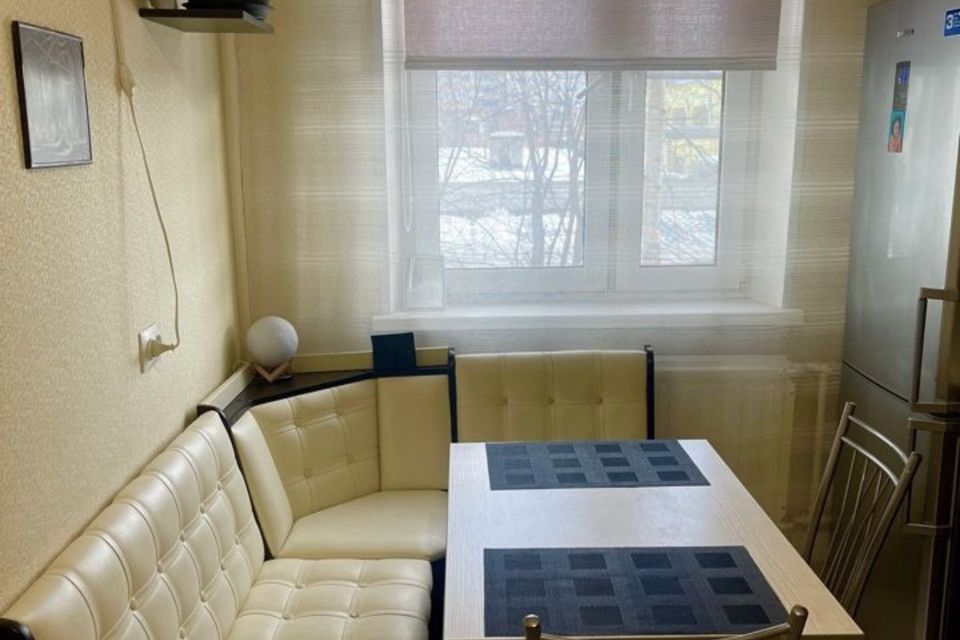 Сдаётся 2-комнатная квартира, 55 м²