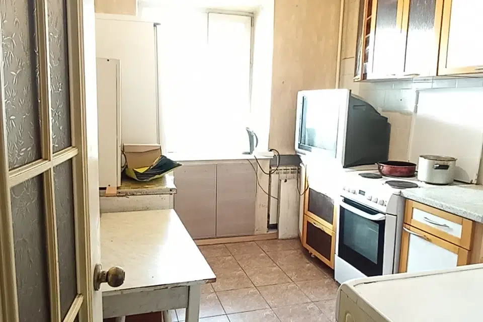 Продаётся комната в 3-комн. квартире, 8.8 м²