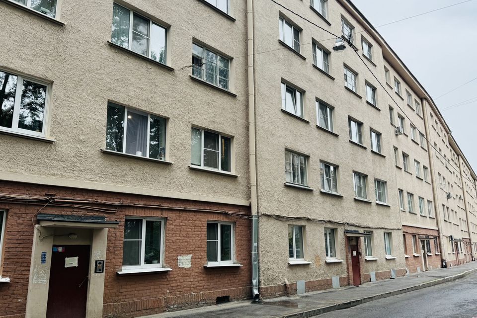 Продаётся 3-комнатная квартира, 62.6 м²