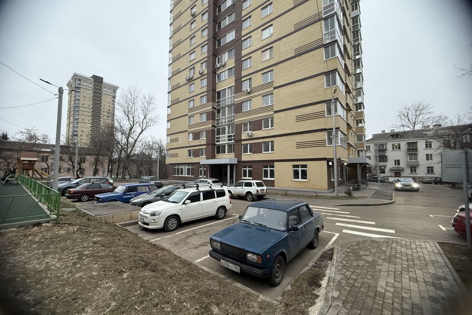 Продаётся 1-комнатная квартира, 41.2 м²