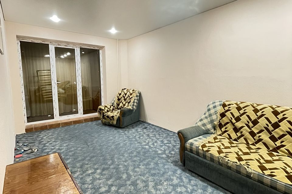 Продаётся 1-комнатная квартира, 42 м²
