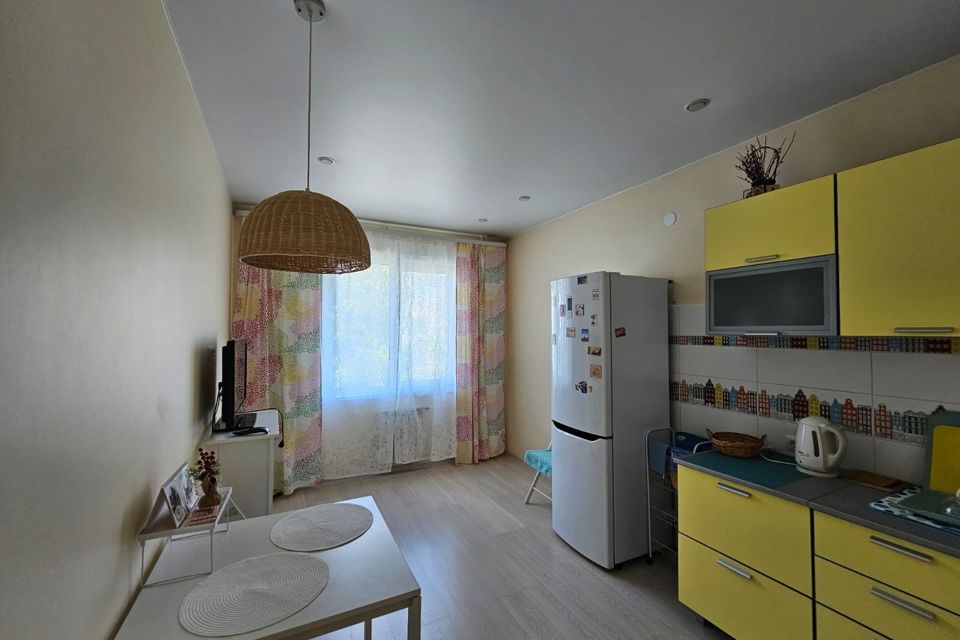 Продаётся 1-комнатная квартира, 39.2 м²