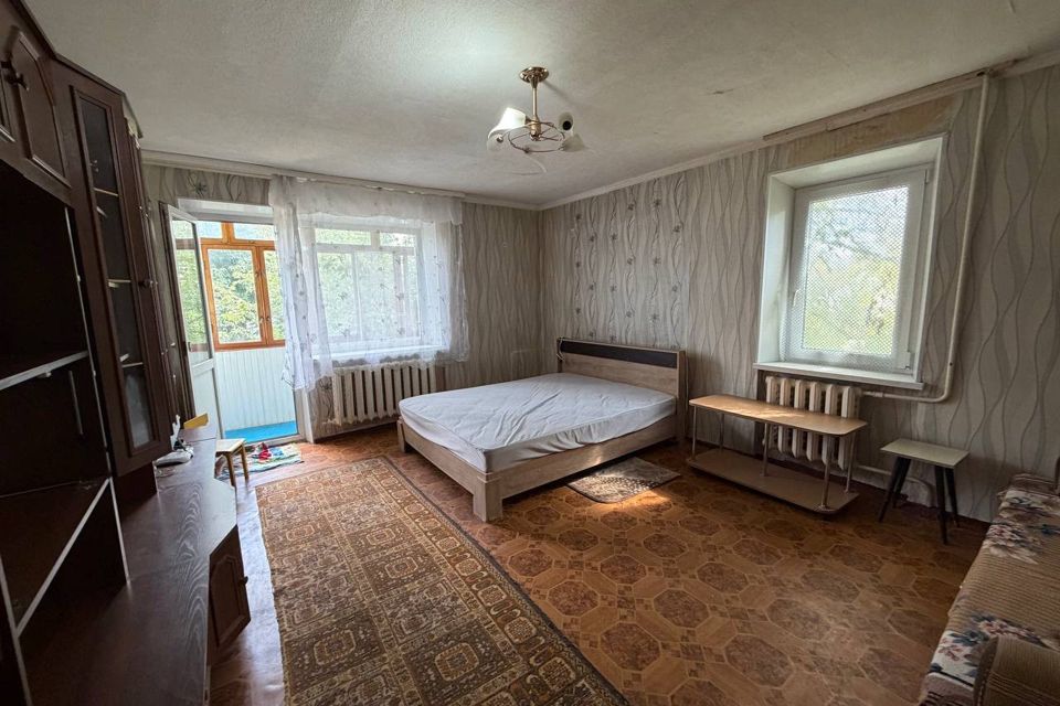 Продаётся 1-комнатная квартира, 37 м²