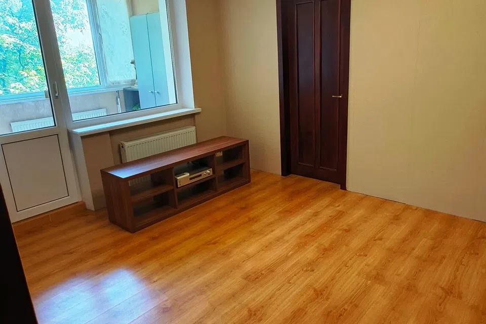 Продаётся 3-комнатная квартира, 57 м²