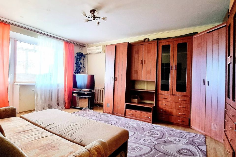 Сдаётся 1-комнатная квартира, 35 м²