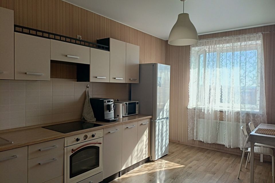 Продаётся 1-комнатная квартира, 41.3 м²