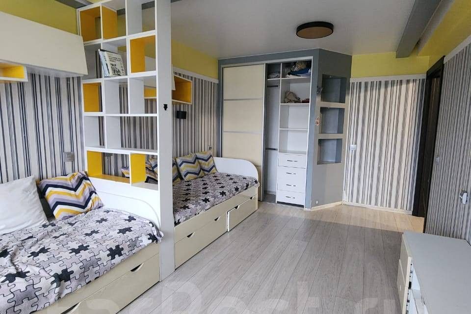 Продаётся 2-комнатная квартира, 55.8 м²