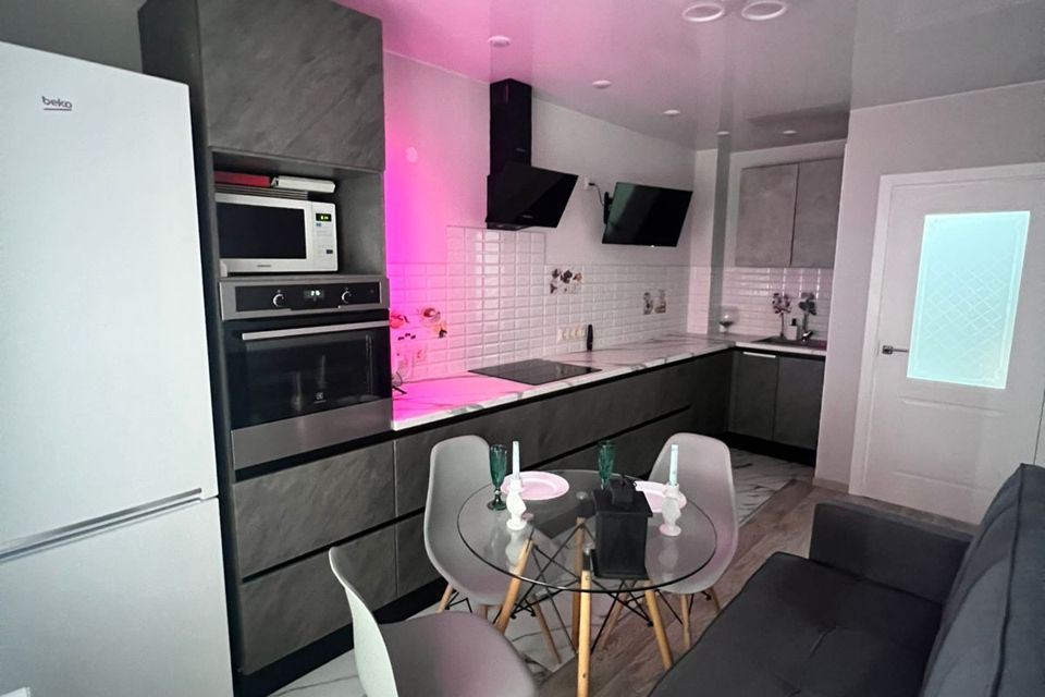 Сдаётся 1-комнатная квартира, 48 м²