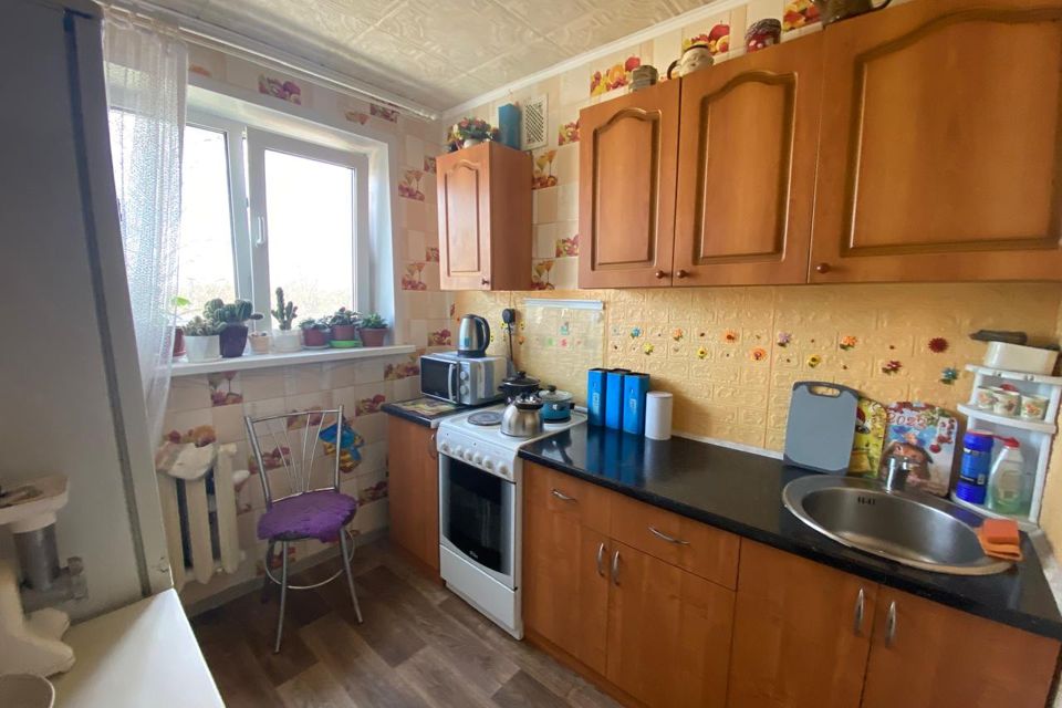 Продаётся 4-комнатная квартира, 75.6 м²