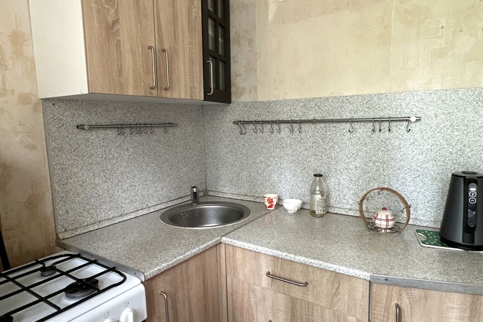Продаётся 2-комнатная квартира, 42.7 м²