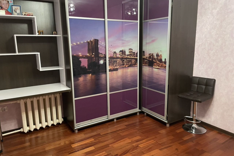 Продаётся 3-комнатная квартира, 70.1 м²