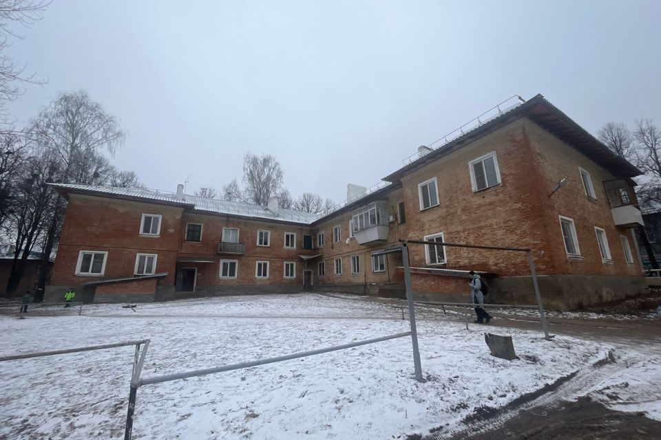 Продаётся 2-комнатная квартира, 48.2 м²
