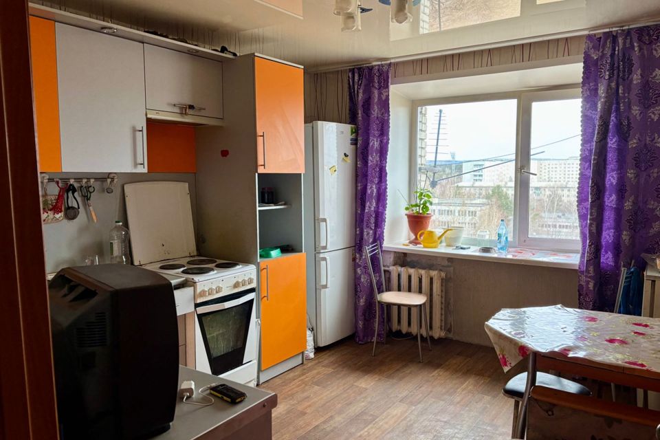 Продаётся 1-комнатная квартира, 37.7 м²