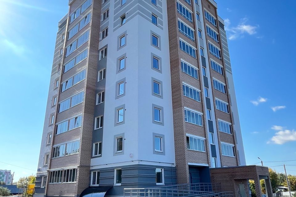 Продаётся 1-комнатная квартира, 64.5 м²