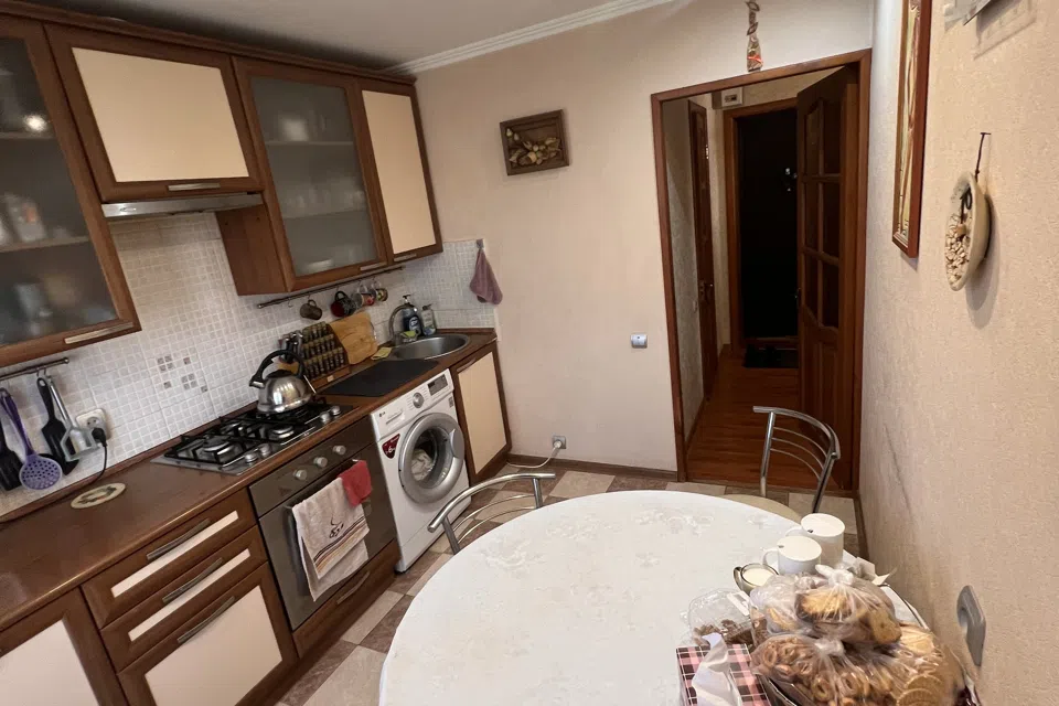 Продаётся 3-комнатная квартира, 51.1 м²