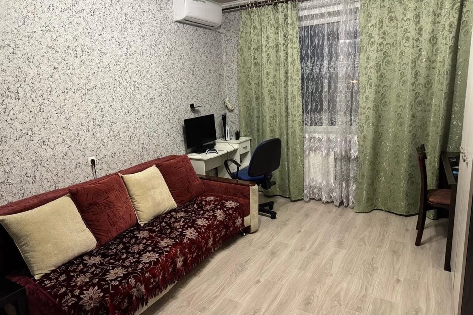 Продаётся 1-комнатная квартира, 37.7 м²