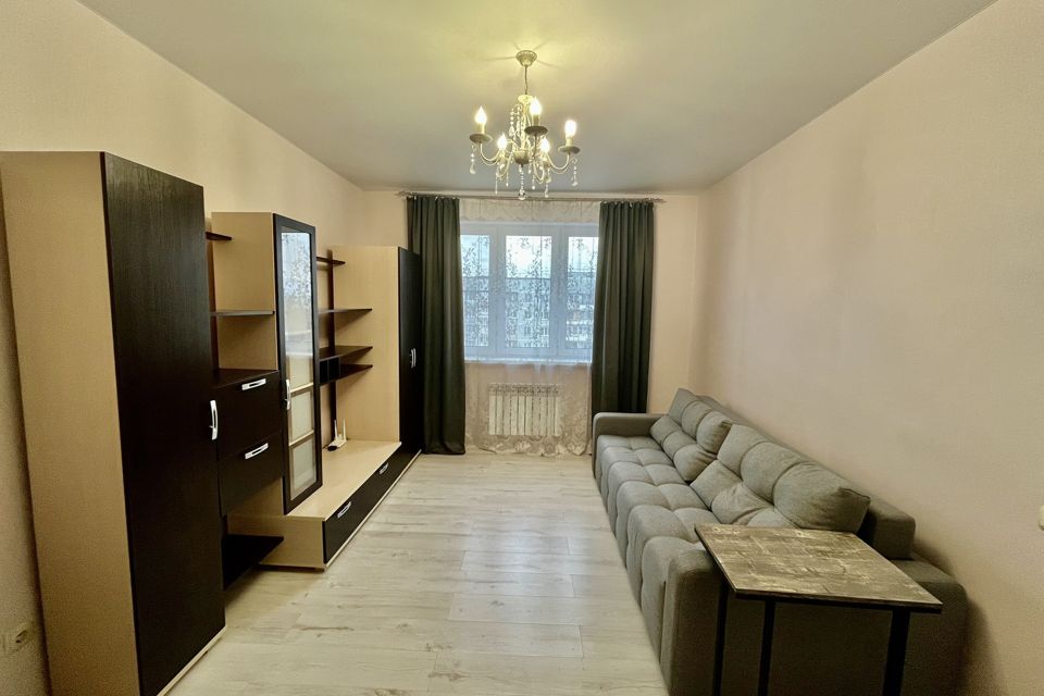 Продаётся 1-комнатная квартира, 38 м²