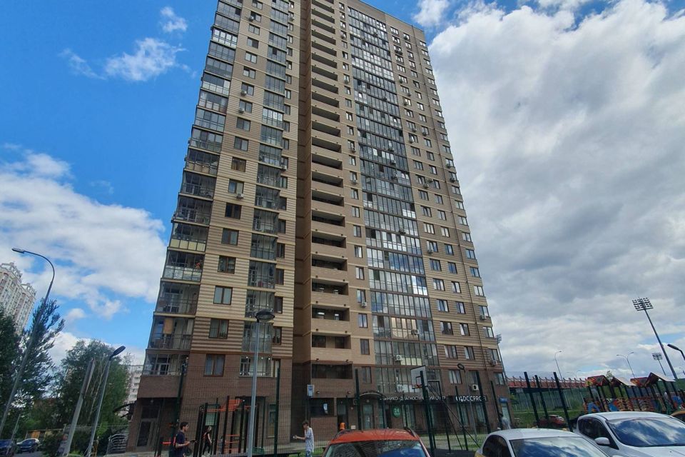 Продаётся 4-комнатная квартира, 107.2 м²