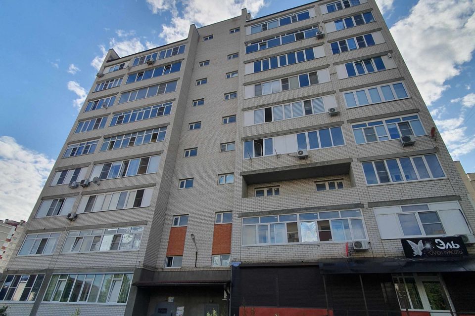 Продаётся 2-комнатная квартира, 65.8 м²