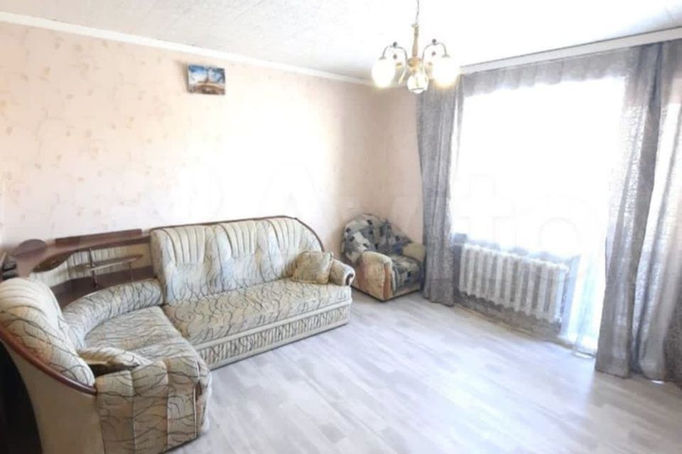 Продаётся 4-комнатная квартира, 77.7 м²