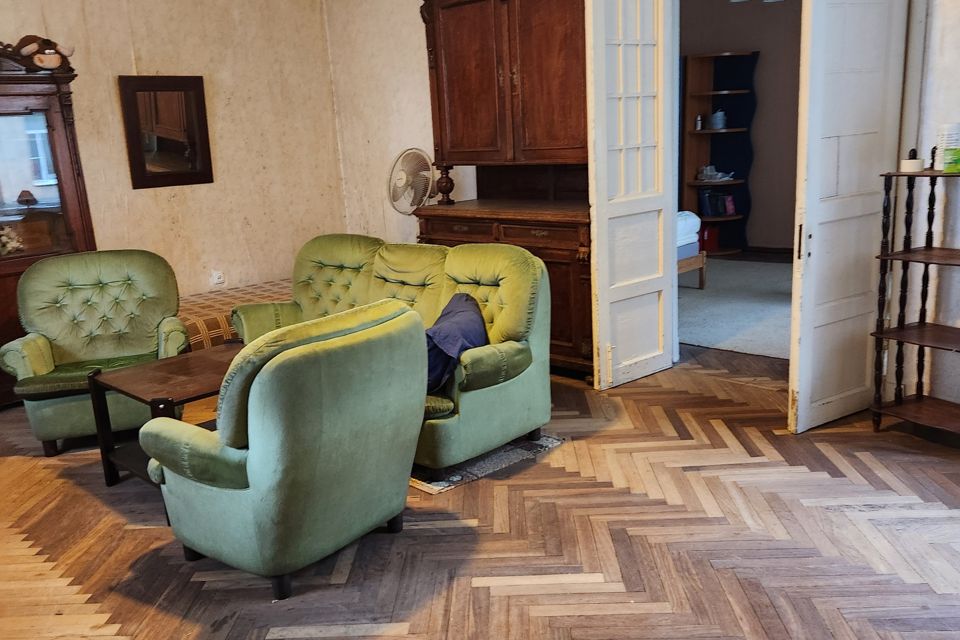 Продаётся 2-комнатная квартира, 73.2 м²