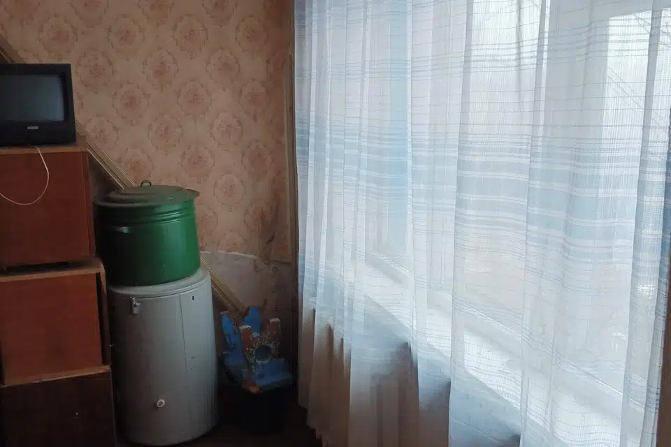 Продаётся 3-комнатная квартира, 44.5 м²