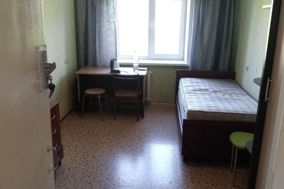 Продаётся комната в 1-комн. квартире, 12.1 м²