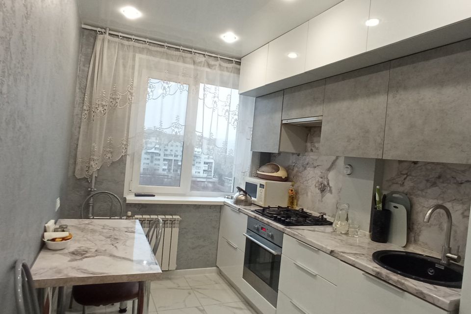 Продаётся 3-комнатная квартира, 63.6 м²
