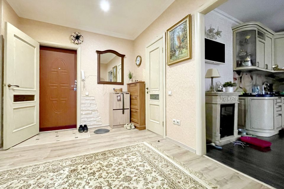 Продаётся 2-комнатная квартира, 90 м²