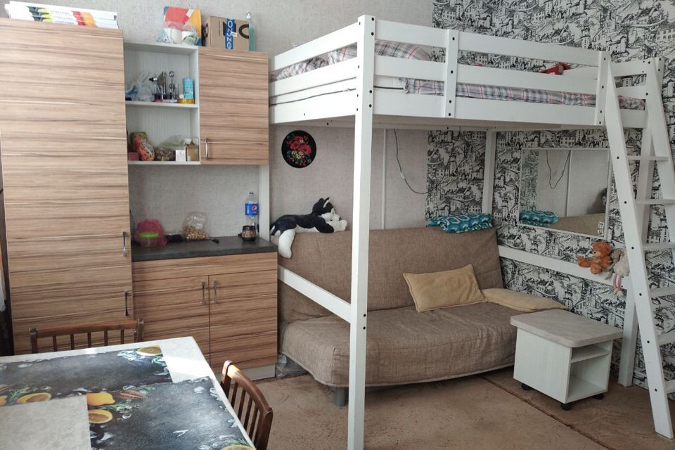 Продаётся комната в 4-комн. квартире, 16 м²