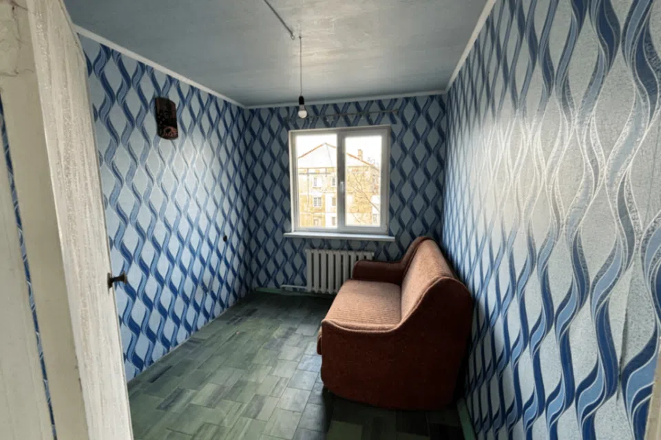 Продаётся 4-комнатная квартира, 70 м²