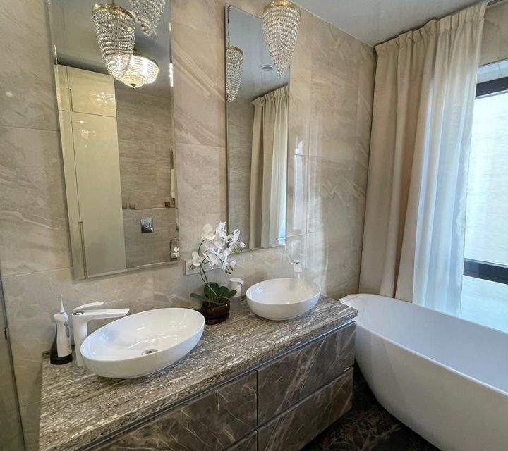 Продаётся 4-комнатная квартира, 90 м²